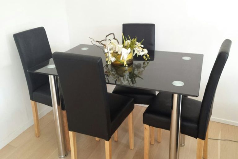 Photo of property in 1/16 Willis Street, Torbay, Auckland, 0630