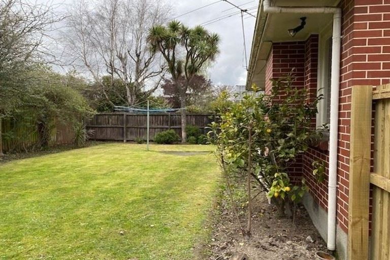 Photo of property in 32a Maidstone Road, Ilam, Christchurch, 8041