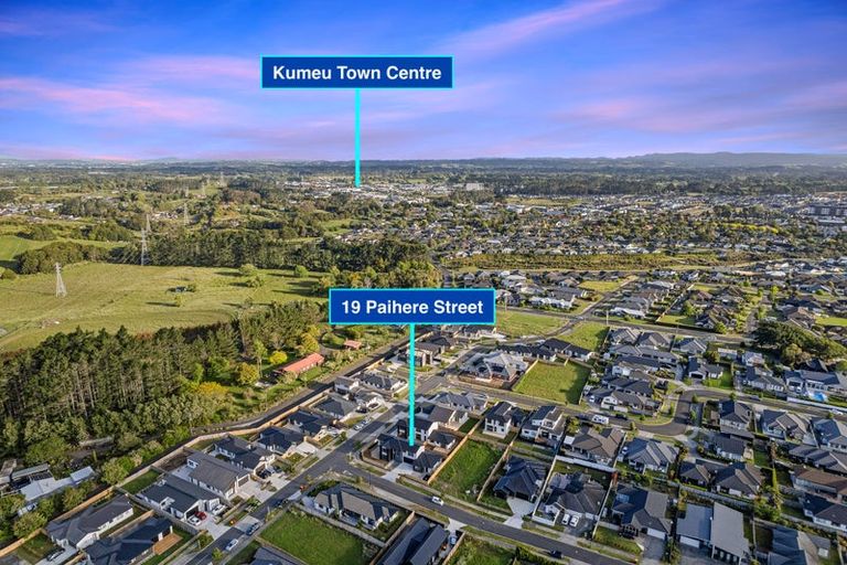 Photo of property in 19 Paihere Street, Huapai, Kumeu, 0810