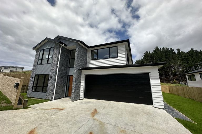 Photo of property in 8 Snuggery Loop, Orewa, 0931