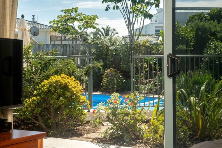 Photo of property in 102/178 Marine Parade, Mount Maunganui, 3116