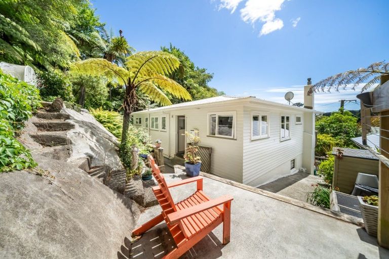 Photo of property in 58 Jocelyn Crescent, Pinehaven, Upper Hutt, 5019