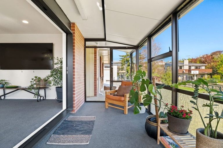 Photo of property in 3 Martin Road, Fairfield, Dunedin, 9018