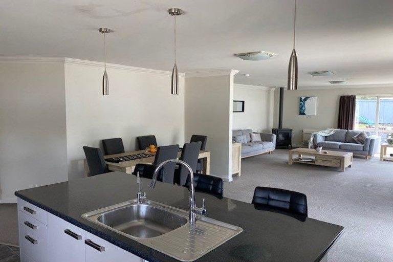 Photo of property in 65 York Road, Riversdale, 9776