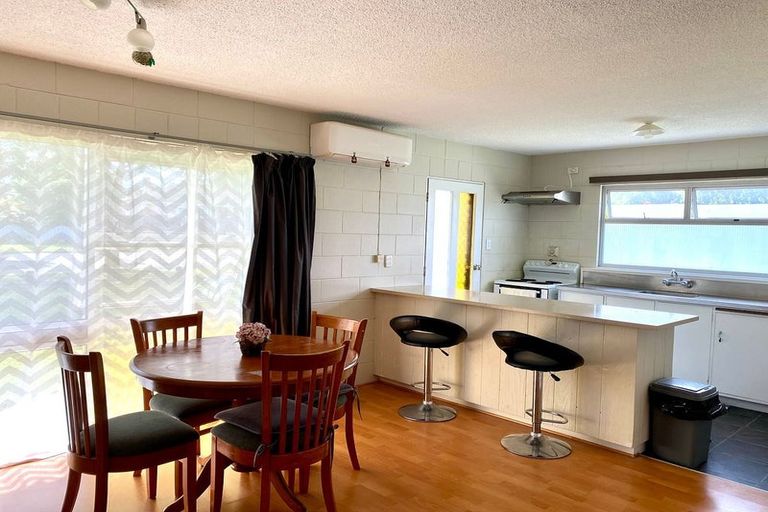 Photo of property in 2/15 Coates Street, Hamilton East, Hamilton, 3216