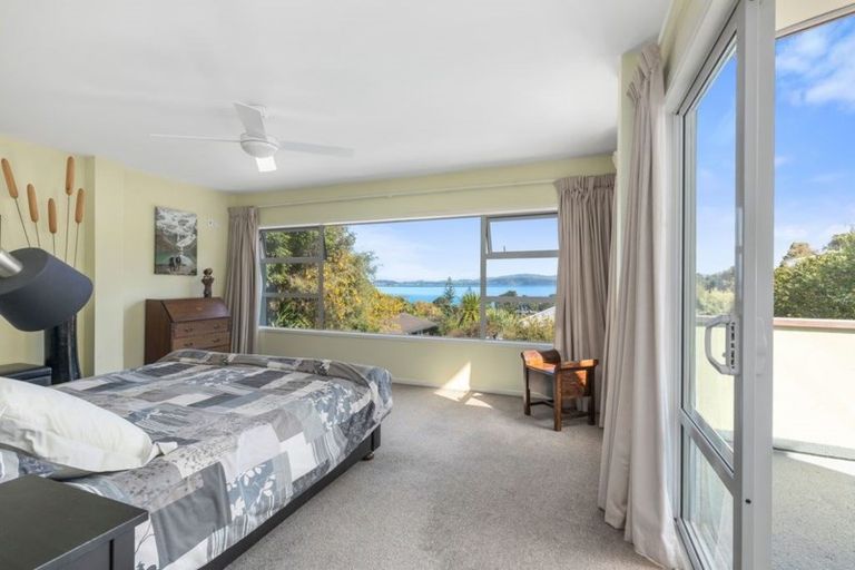 Photo of property in 3a Kaitawa Road, York Bay, Lower Hutt, 5013