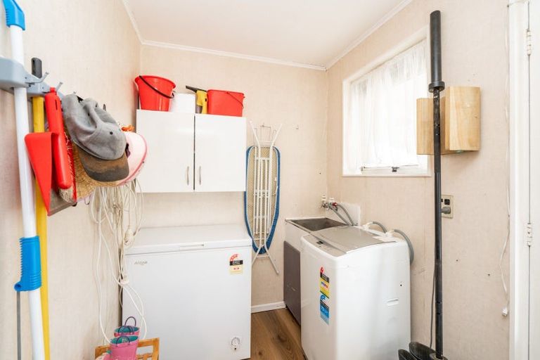 Photo of property in 73 Dunbeath Crescent, Kew, Invercargill, 9812