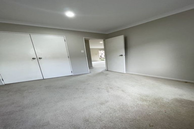 Photo of property in 30 Killybegs Drive, Pinehill, Auckland, 0632