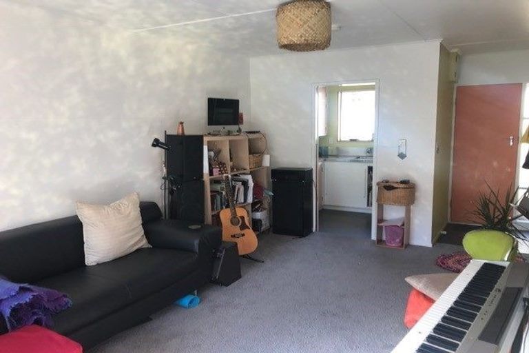 Photo of property in 3/10 Pitoitoi Road, Days Bay, Lower Hutt, 5013