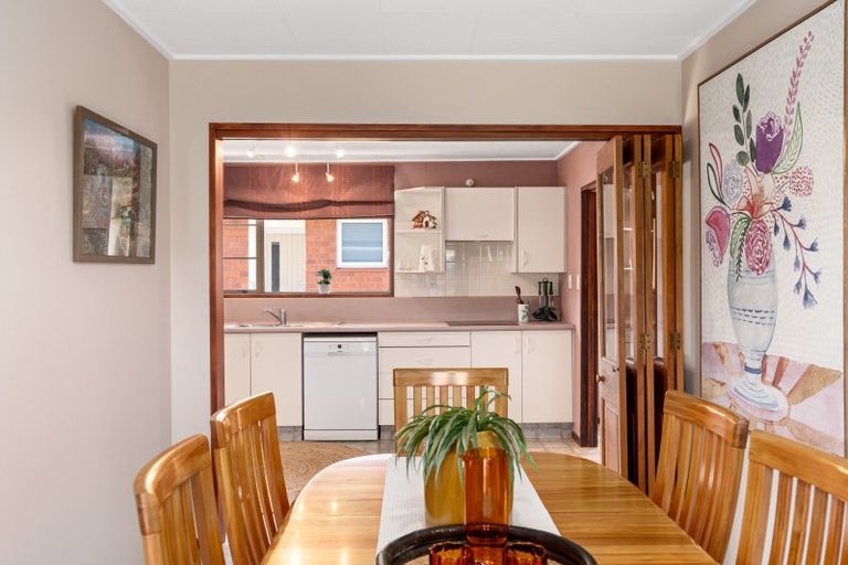 Photo of property in 41 Severn Street, Green Island, Dunedin, 9018