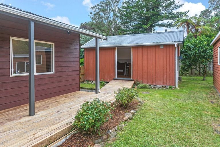 Photo of property in 40 Driving Creek Road, Coromandel, 3506