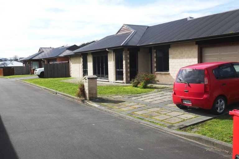 Photo of property in 9 Cottle Heath Close, Manor Park, Lower Hutt, 5019