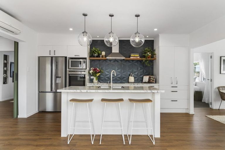 Photo of property in 110 Everitt Crescent, Whangamata, 3620