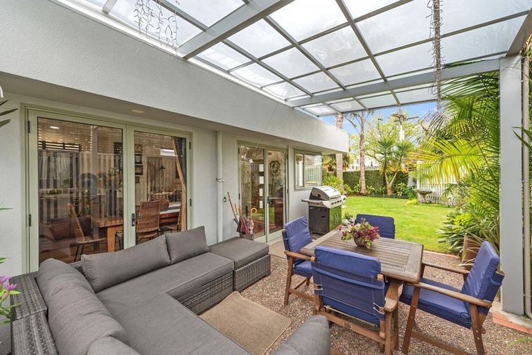 Photo of property in 11 Maeroa Road, Beerescourt, Hamilton, 3200