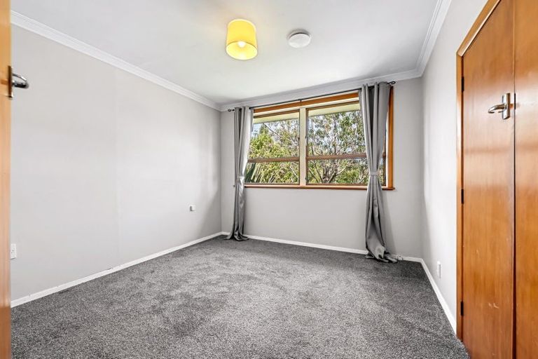 Photo of property in 28 Henry Street, Ebdentown, Upper Hutt, 5018