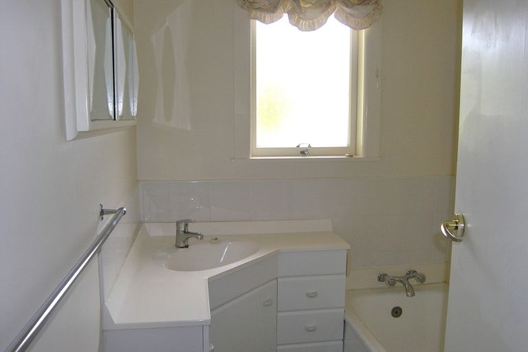 Photo of property in 14 Tui Street, Outer Kaiti, Gisborne, 4010