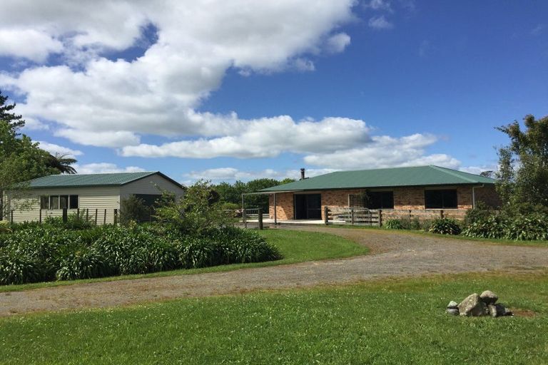 Photo of property in 287 Surrey Road, Tariki, Inglewood, 4388