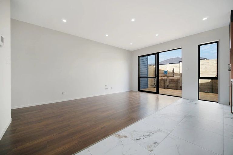 Photo of property in 45 Tributary Parade, Karaka, Papakura, 2113