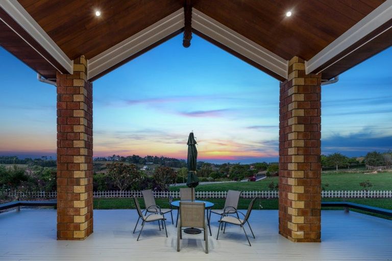 Photo of property in 73 Ashwood Avenue, Dairy Flat, Albany, 0792