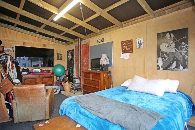 Photo of property in 50 Ronald Avenue, Glenbrook, Waiuku, 2681