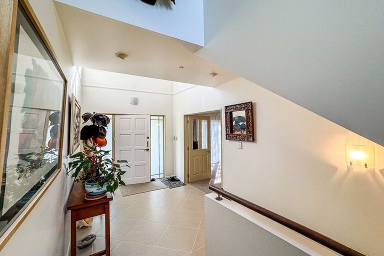 Photo of property in 2/3 Oban Road, Browns Bay, Auckland, 0630