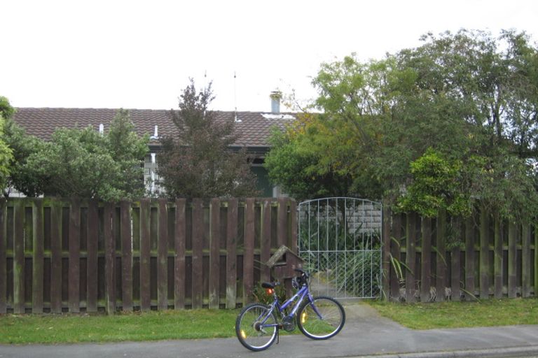 Photo of property in 35 Seadown Crescent, Amberley, 7410