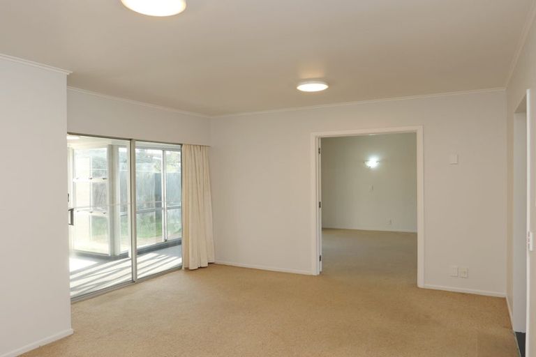 Photo of property in 2 Koromiko Road, Waikanae, 5036