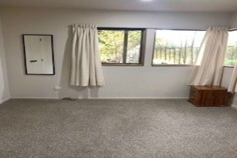 Photo of property in 42b Duncansby Road, Stanmore Bay, Whangaparaoa, 0932