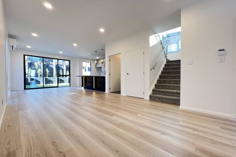 Photo of property in 5 Clara Road, Silverdale, 0932