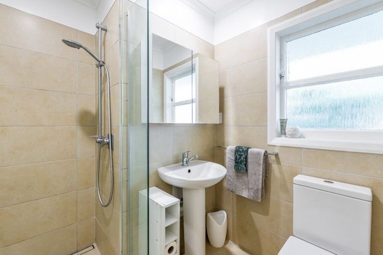 Photo of property in 63 Martin Road, Paraparaumu Beach, Paraparaumu, 5032