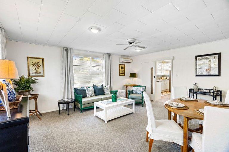 Photo of property in 36c Lucknow Road, Havelock North, 4130