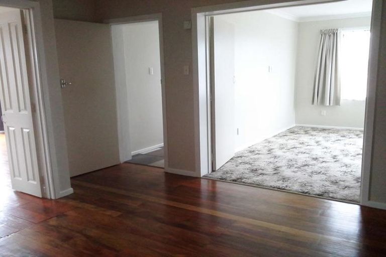 Photo of property in 129 Miranda Street, Stratford, 4332