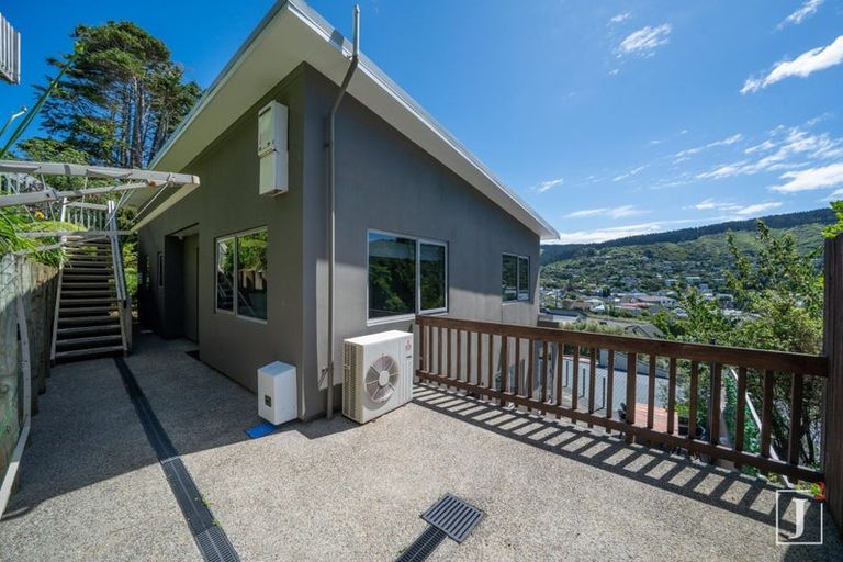 Photo of property in 19 Court Road, Tawa, Wellington, 5028