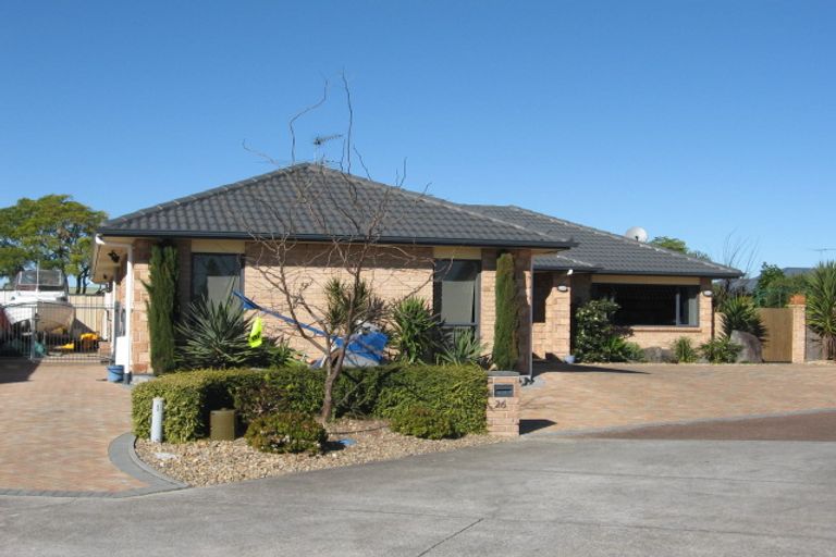Photo of property in 26 Crannog Fen, Wattle Downs, Auckland, 2103