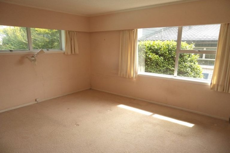 Photo of property in 16 Mclaren Place, Chedworth, Hamilton, 3210