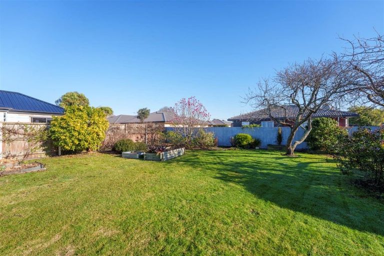 Photo of property in 52 Worthy Street, Ilam, Christchurch, 8041
