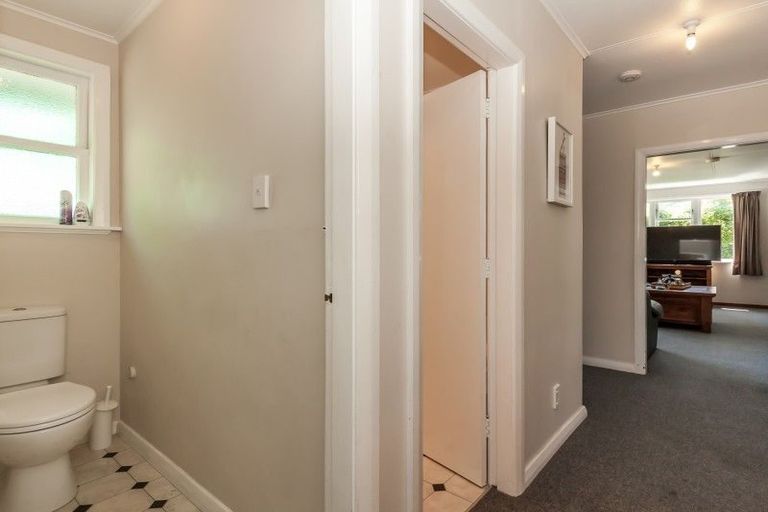 Photo of property in 3 Leicester Street, Terrace End, Palmerston North, 4410