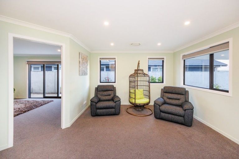 Photo of property in 7 Grand Oaks Drive, Awapuni, Palmerston North, 4412