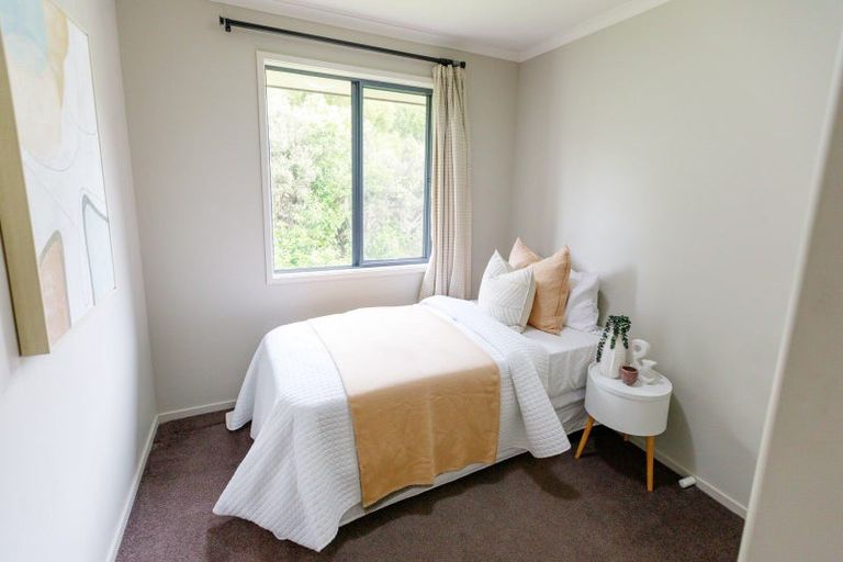 Photo of property in 112 Saint James Drive, Huntington, Hamilton, 3210