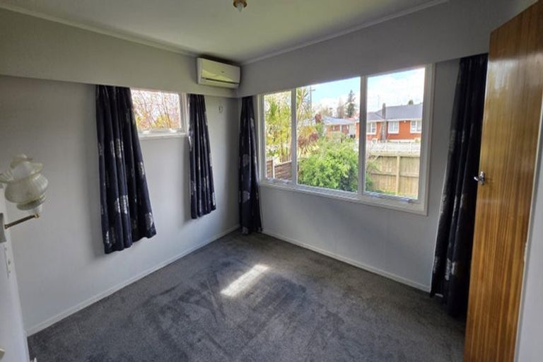 Photo of property in 12 Martin Street, Utuhina, Rotorua, 3015