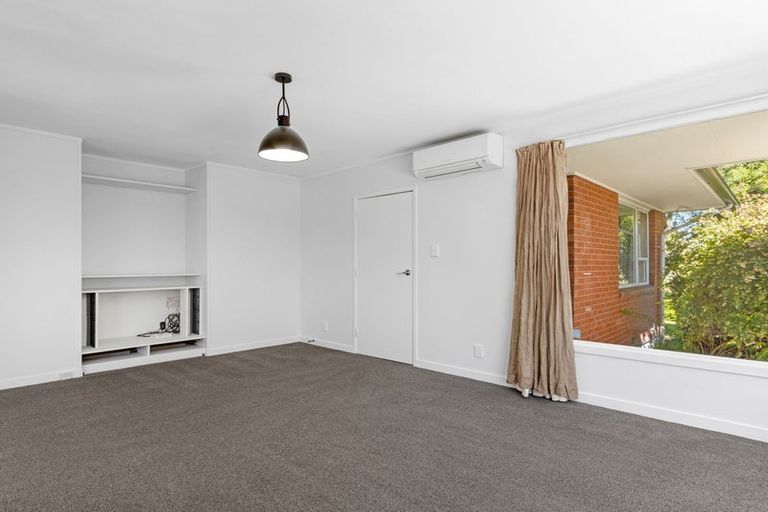 Photo of property in 8 Saffron Street, Bryndwr, Christchurch, 8053