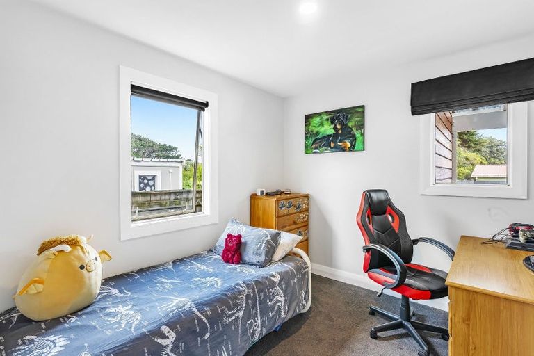 Photo of property in 13 Gawler Street, Te Horo Beach, Otaki, 5581