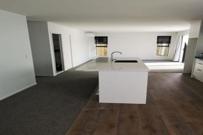 Photo of property in 19 Jacks Landing Drive, Hamilton Lake, Hamilton, 3204