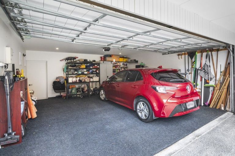 Photo of property in 92c Hinemoa Street, Birkenhead, Auckland, 0626