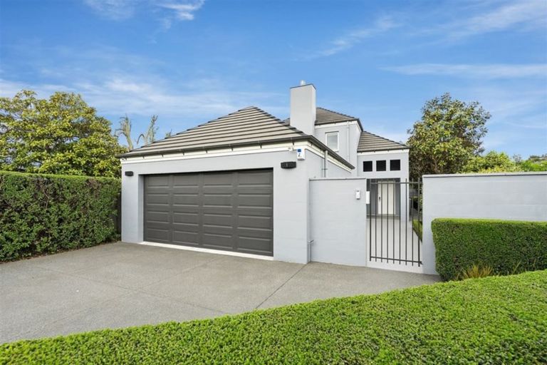 Photo of property in 63 Hinau Street, Fendalton, Christchurch, 8041