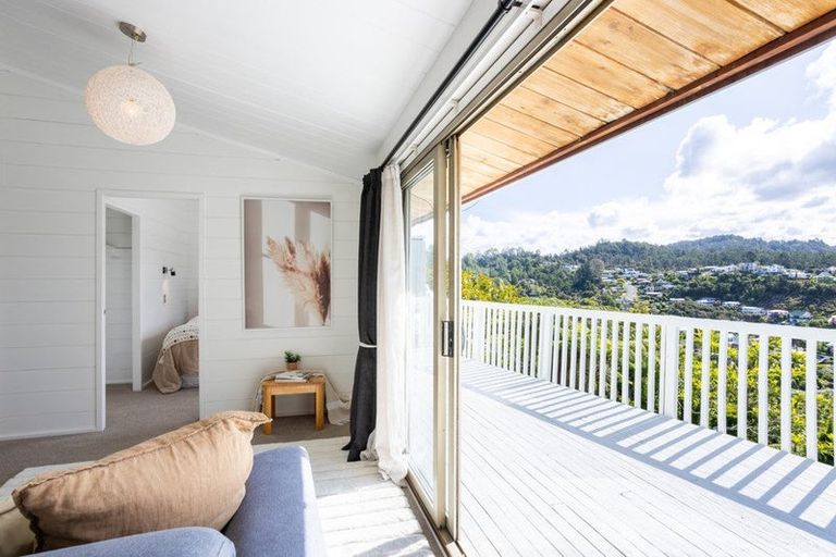 Photo of property in 6 Ridge Road, Tairua, 3508