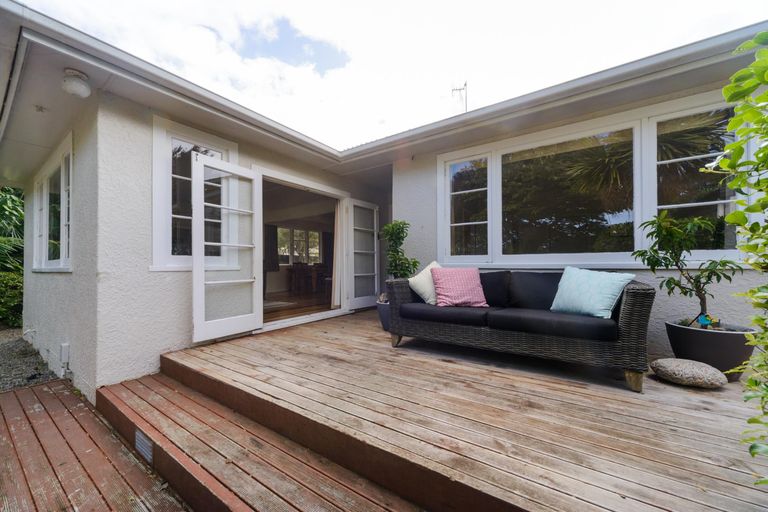 Photo of property in 2 Ascot Street, Hokowhitu, Palmerston North, 4410