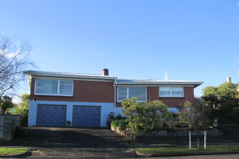 Photo of property in 24 Charles Crescent, Beerescourt, Hamilton, 3200