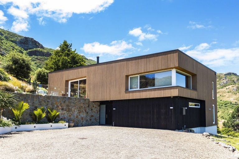 Photo of property in 2 Hyllton Heights, Lyttelton, 8082