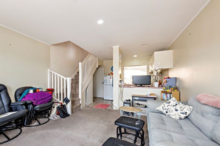 Photo of property in 6/77 Saint George Street, Papatoetoe, Auckland, 2025